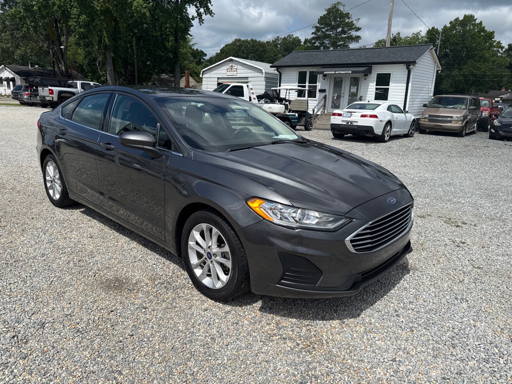 2020 Ford Fusion Image 3