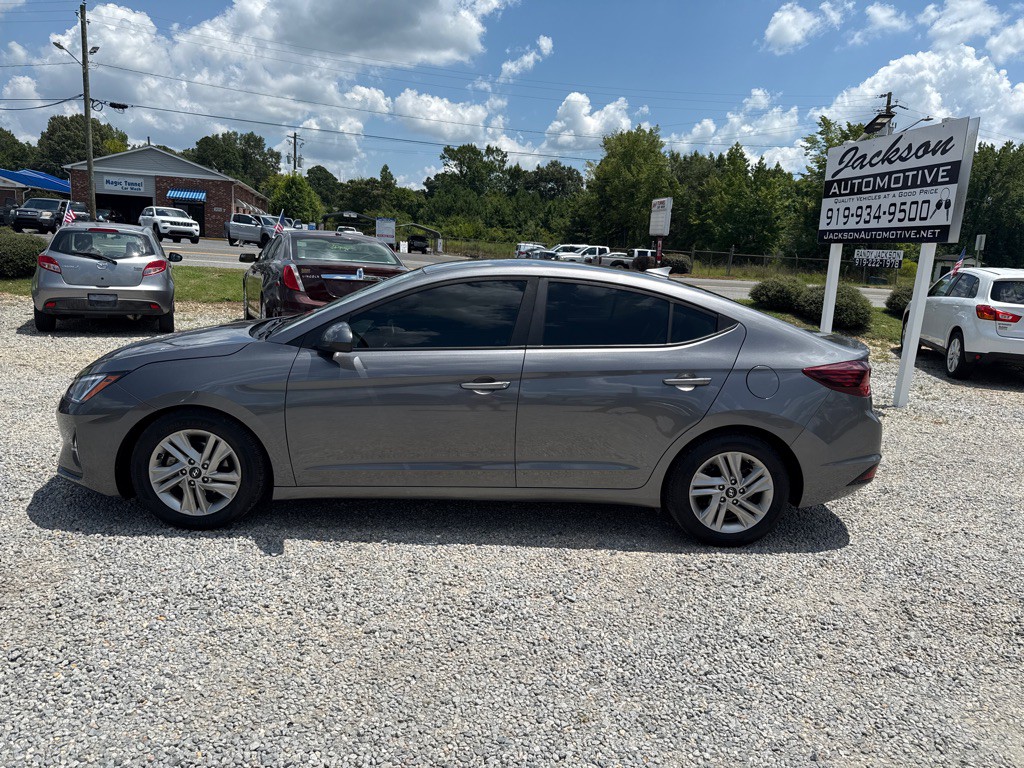 2020 Hyundai Elantra Image 7