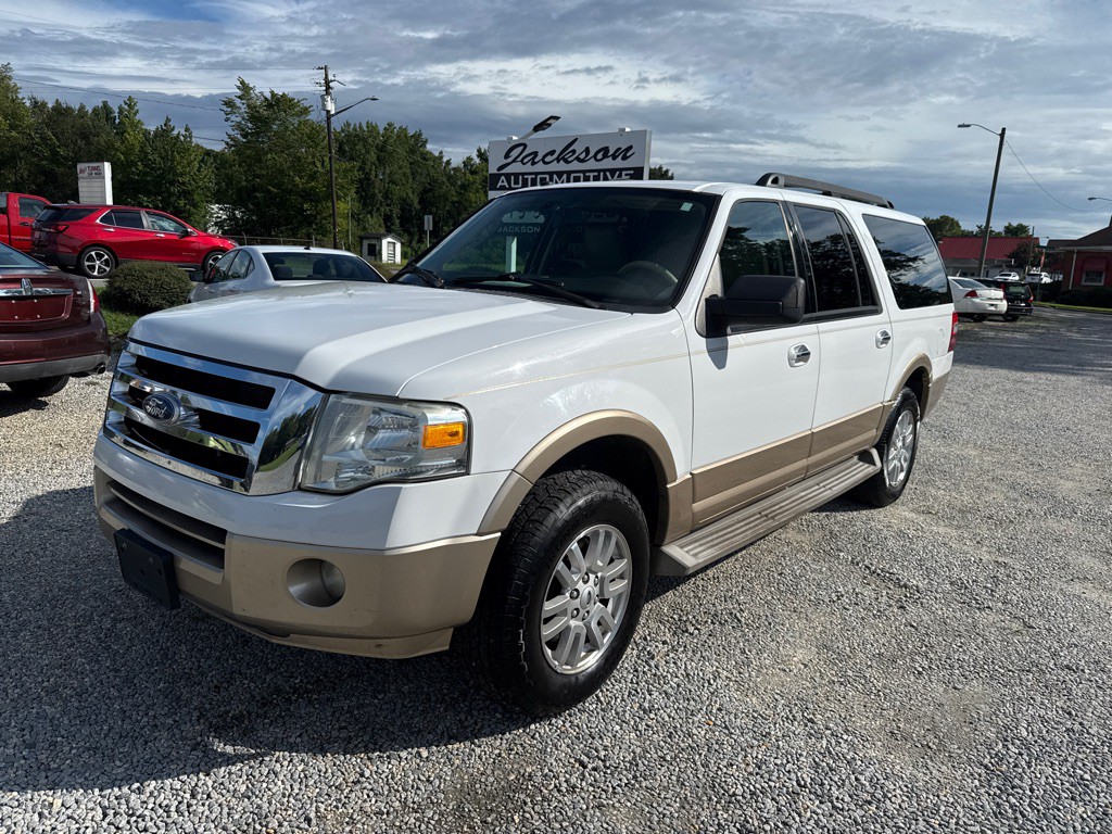 2011 Ford Expedition Image 1