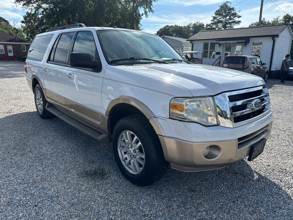 2011 Ford Expedition Image 3