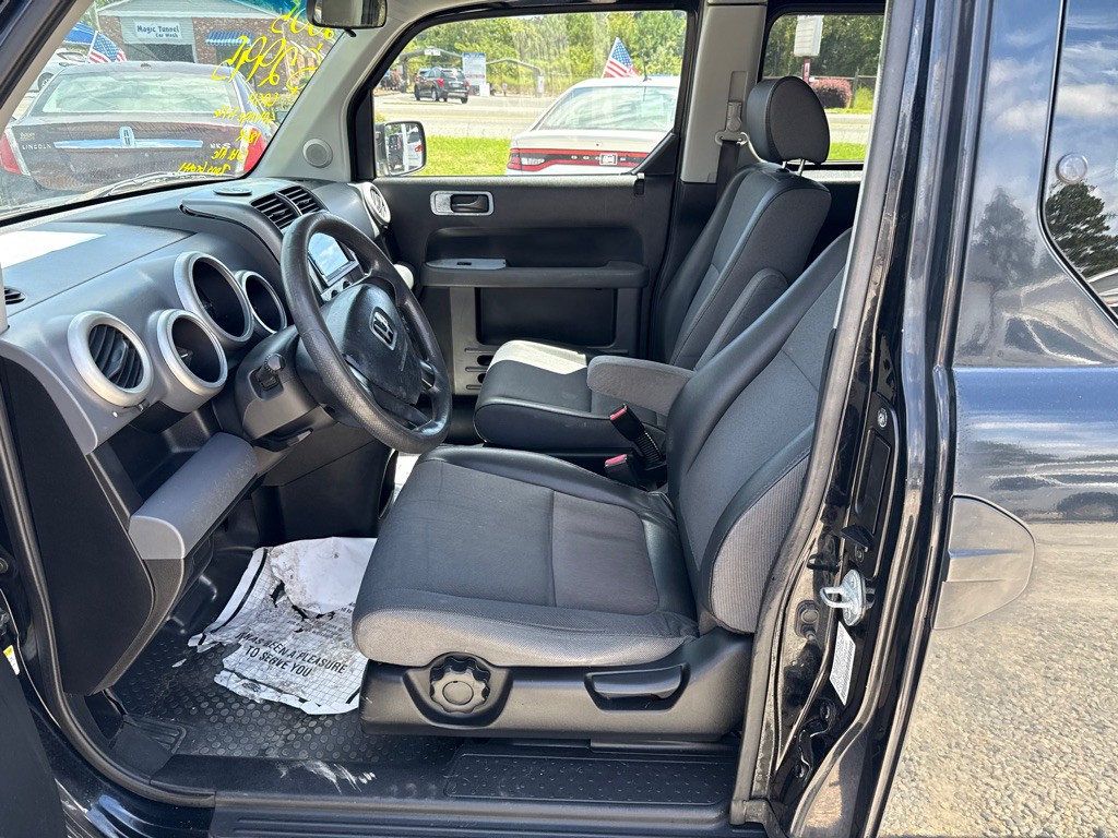 2005 Honda Element Image 9