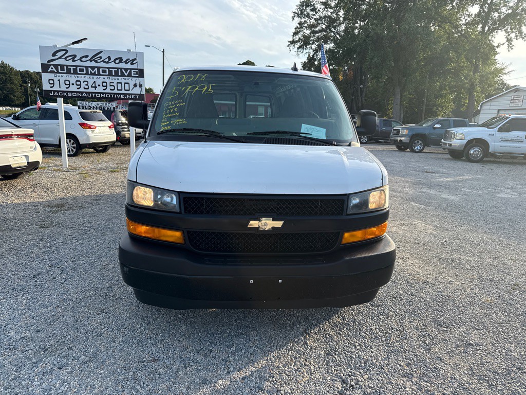 2018 Chevrolet Express Image 2