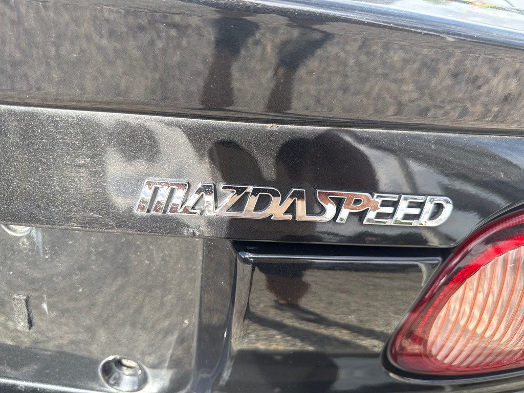 2005 Mazda MX-5 Miata Image 8