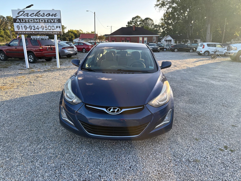 2015 Hyundai Elantra Image 2