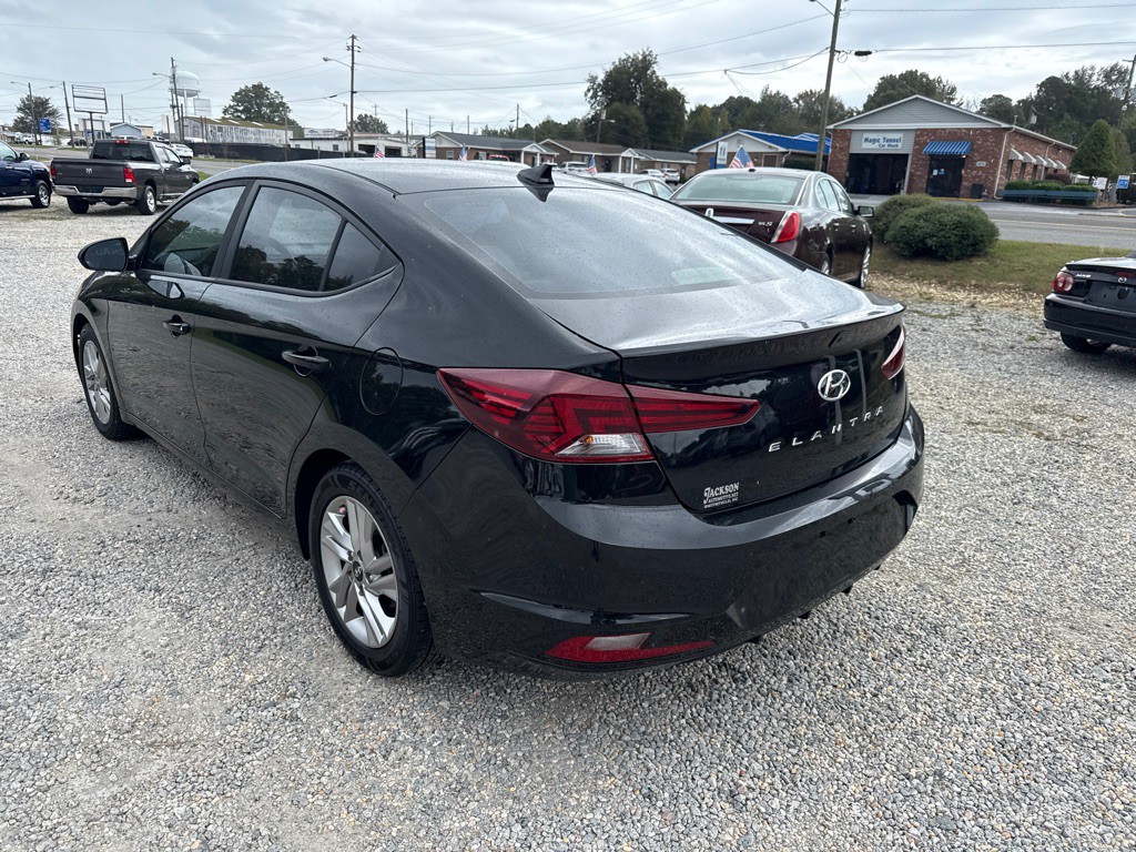 2020 Hyundai Elantra Image 6