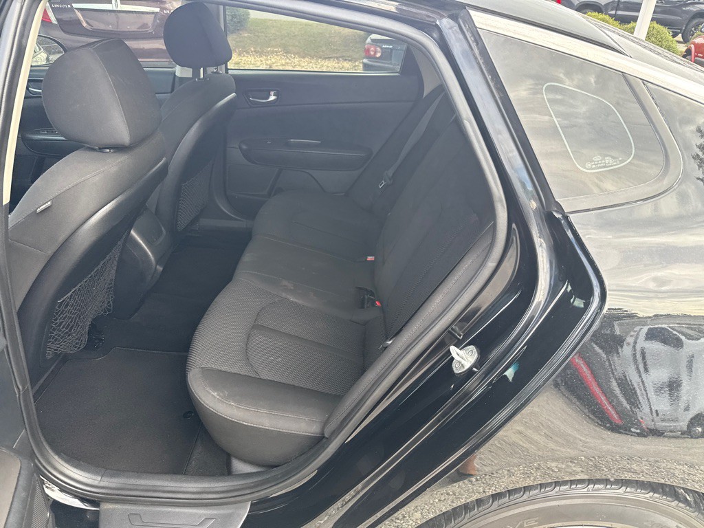 2019 Kia Optima Image 11