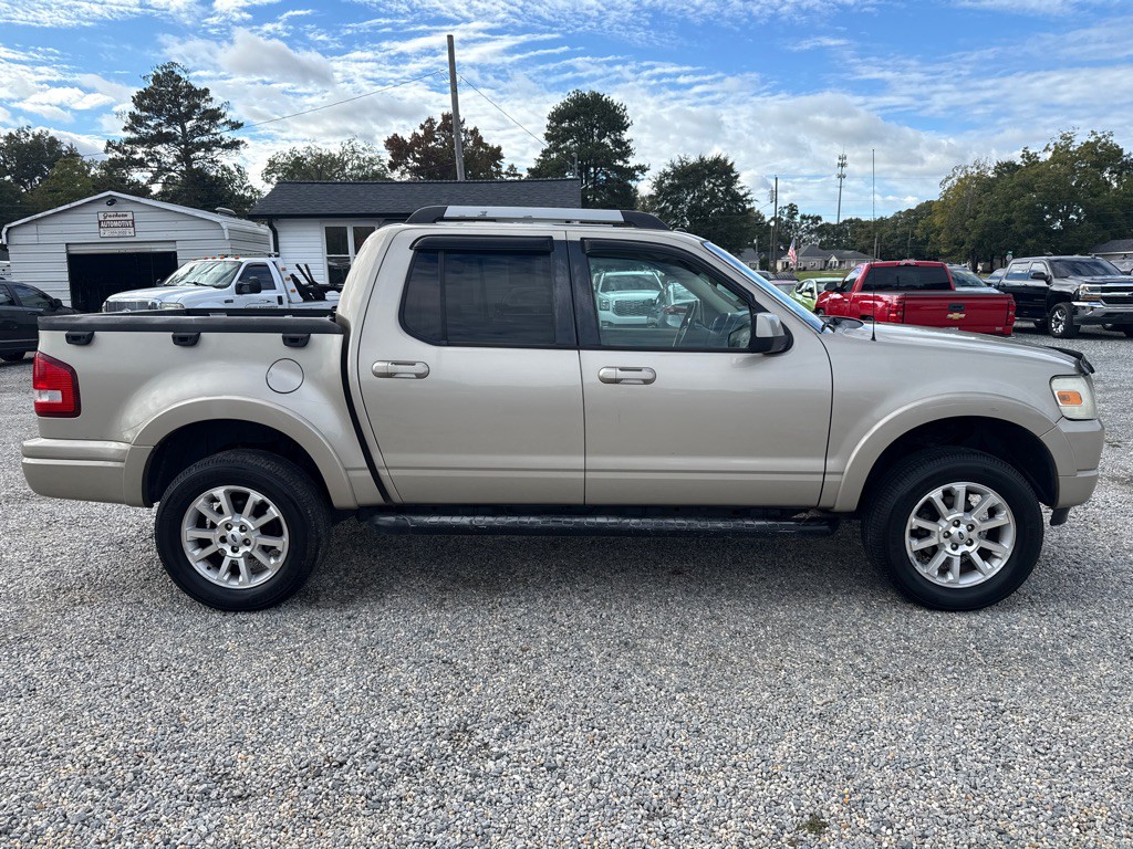 2007 Ford Explorer Image 4