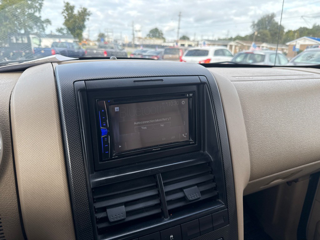2007 Ford Explorer Image 14