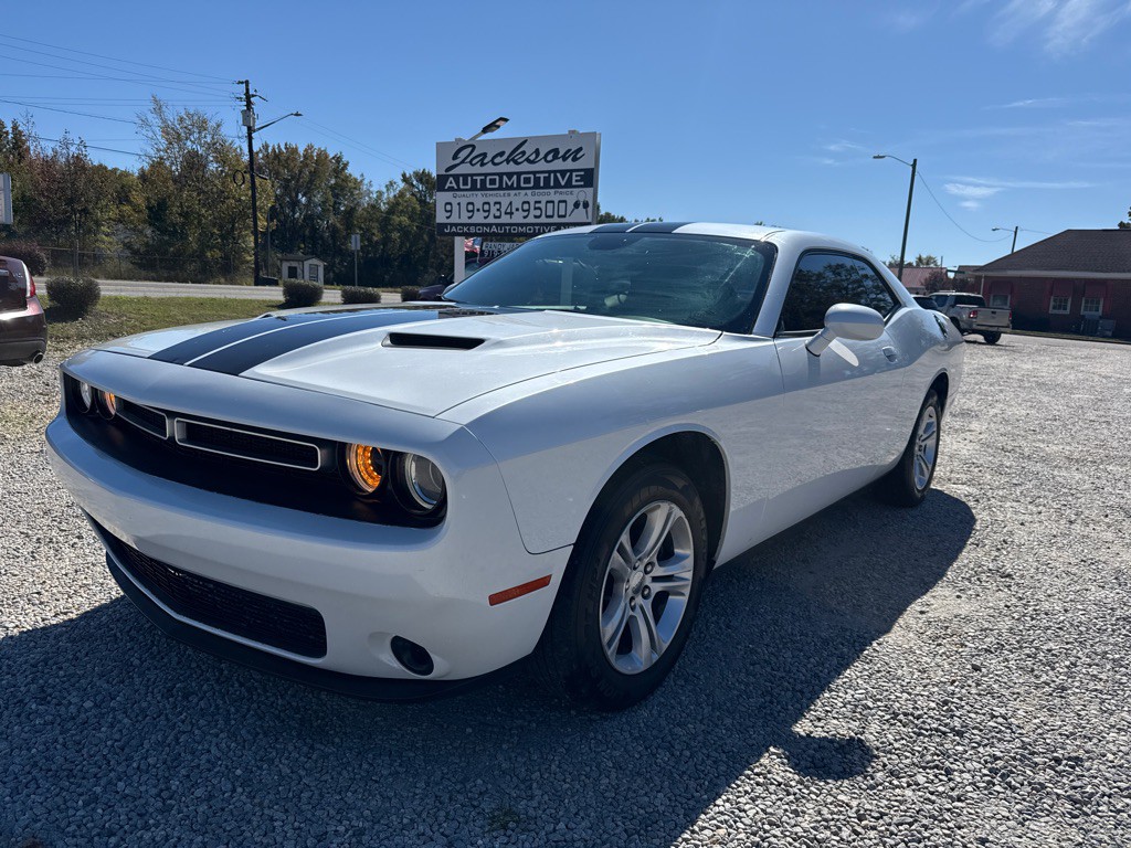 2019 Dodge Challenger Image 1