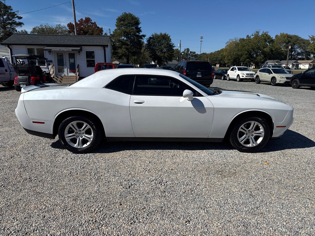 2019 Dodge Challenger Image 4
