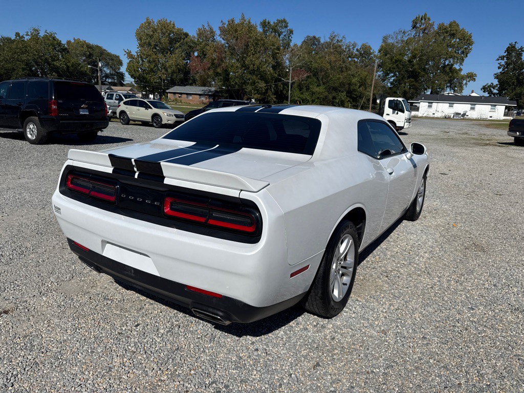 2019 Dodge Challenger Image 5