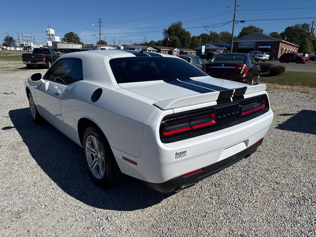2019 Dodge Challenger Image 6