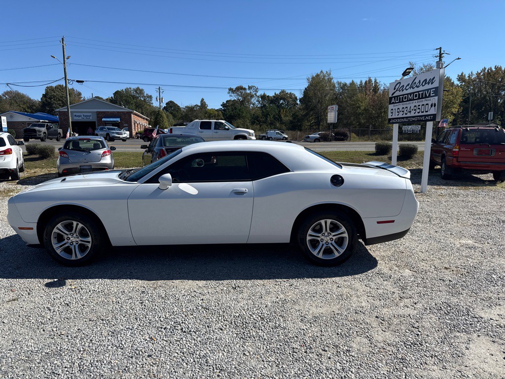 2019 Dodge Challenger Image 7