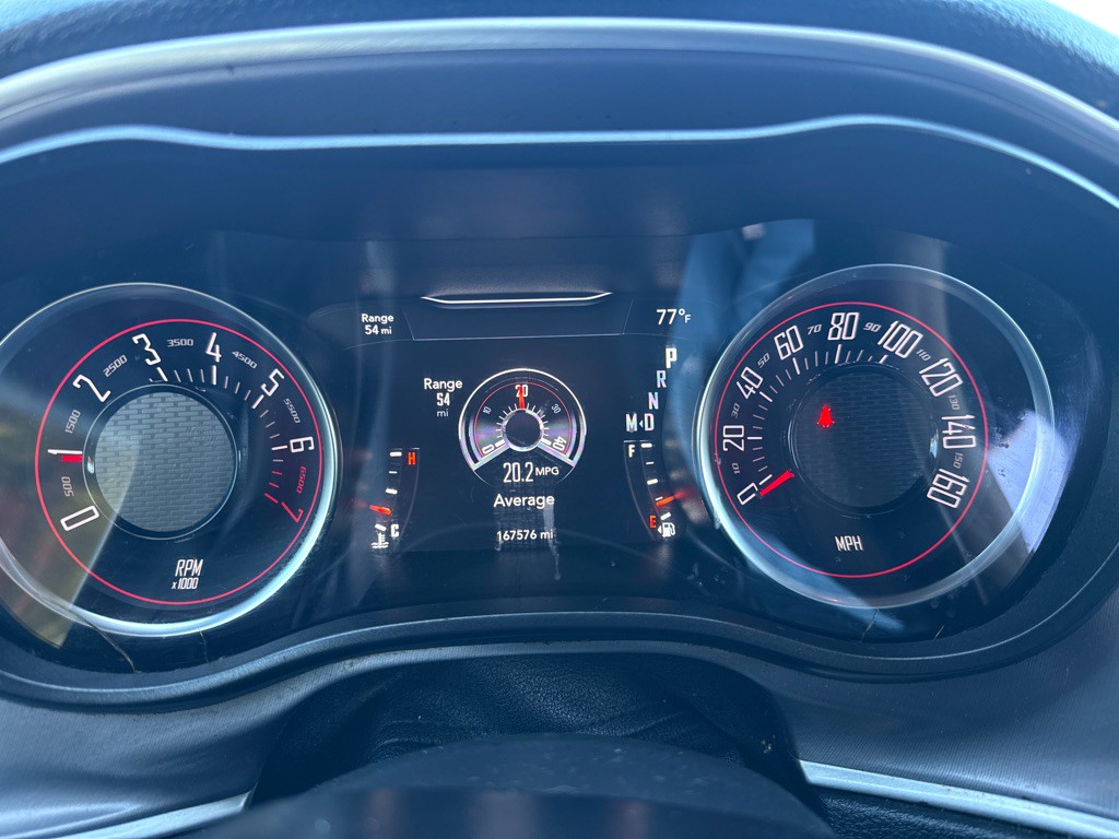 2019 Dodge Challenger Image 11