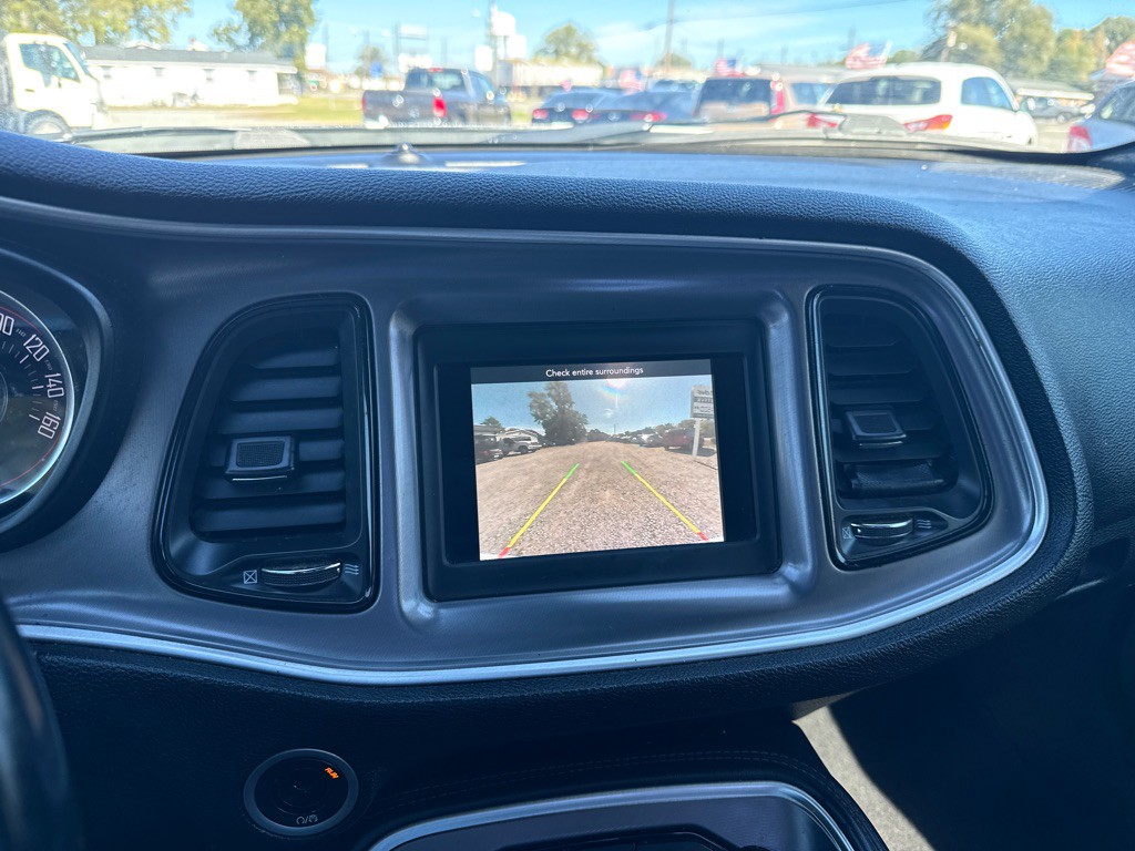2019 Dodge Challenger Image 13
