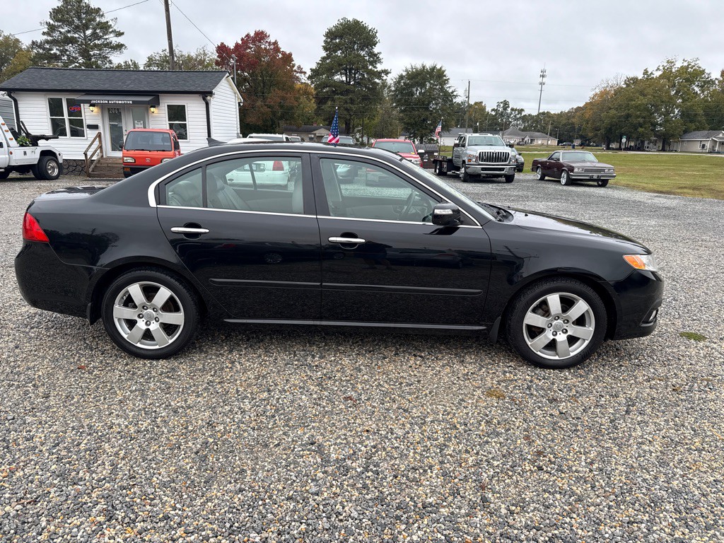 2010 Kia Optima Image 4