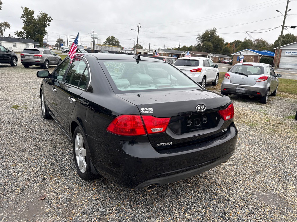 2010 Kia Optima Image 6