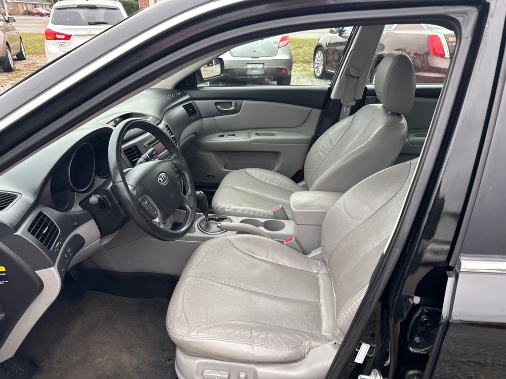 2010 Kia Optima Image 9