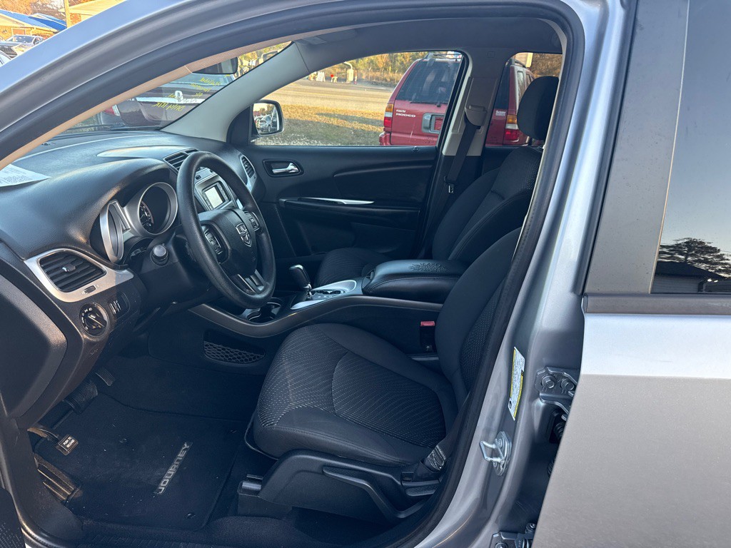 2017 Dodge Journey Image 9