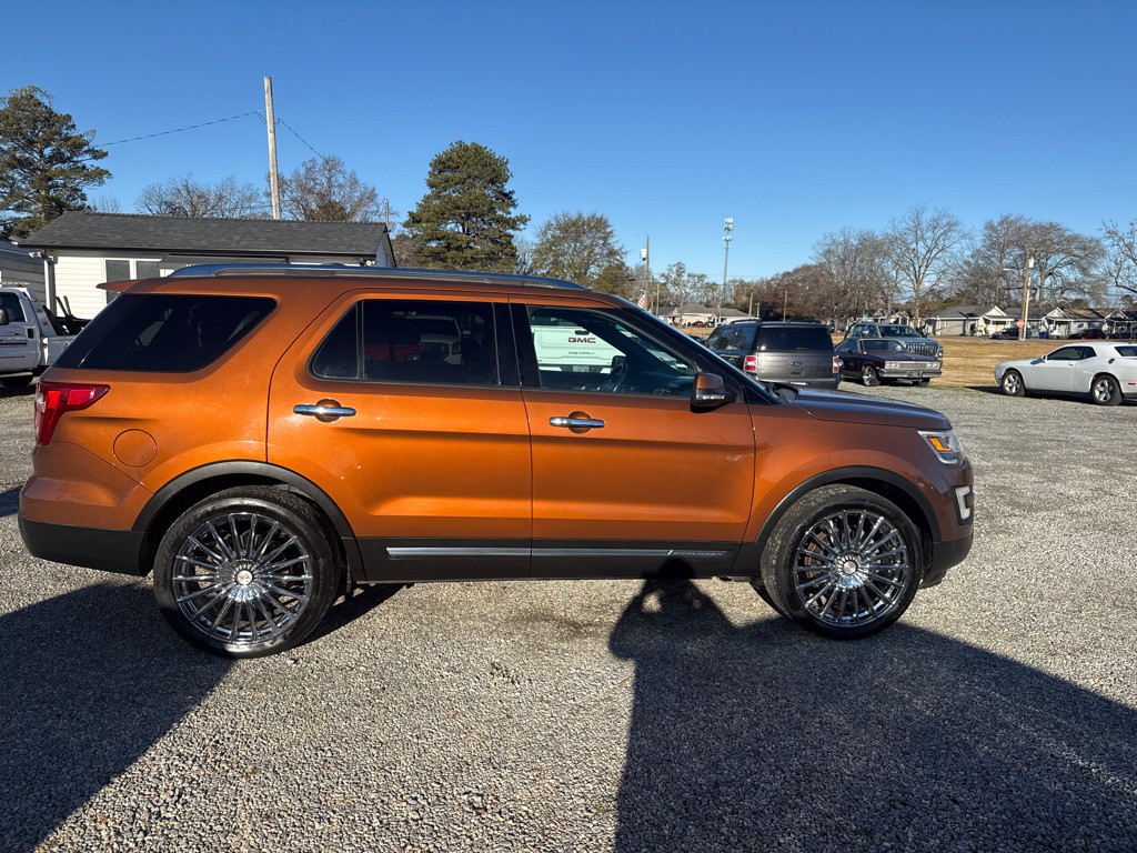 2017 Ford Explorer Image 4