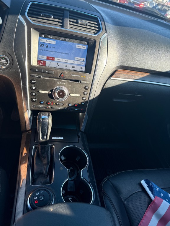 2017 Ford Explorer Image 15