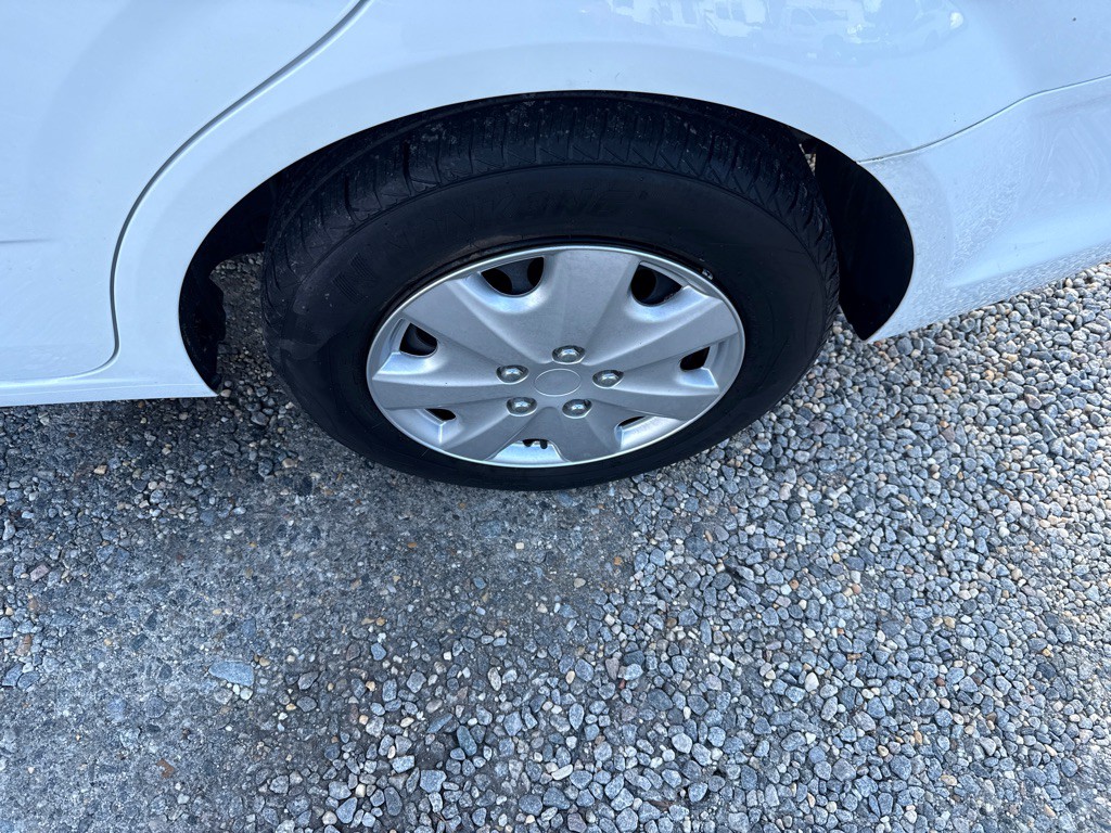 2017 Chevrolet Sonic Image 8