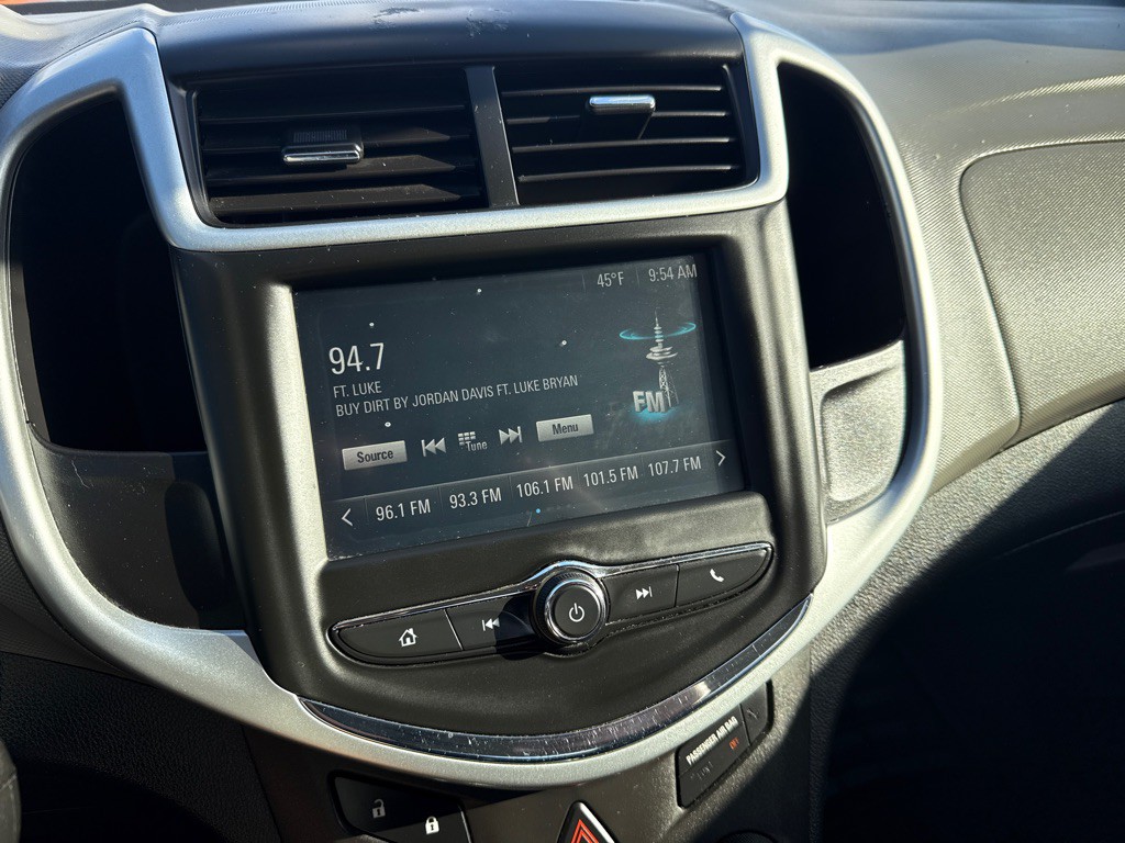 2017 Chevrolet Sonic Image 13