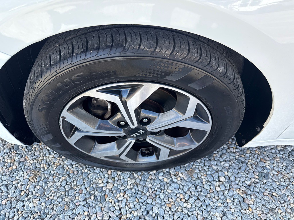 2020 Kia Forte Image 8