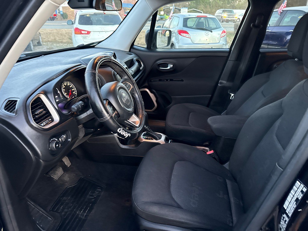 2017 Jeep Renegade Image 9