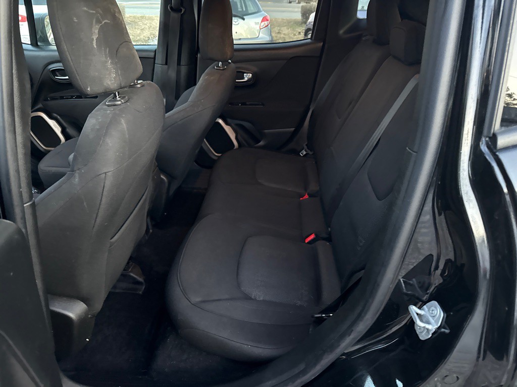 2017 Jeep Renegade Image 11