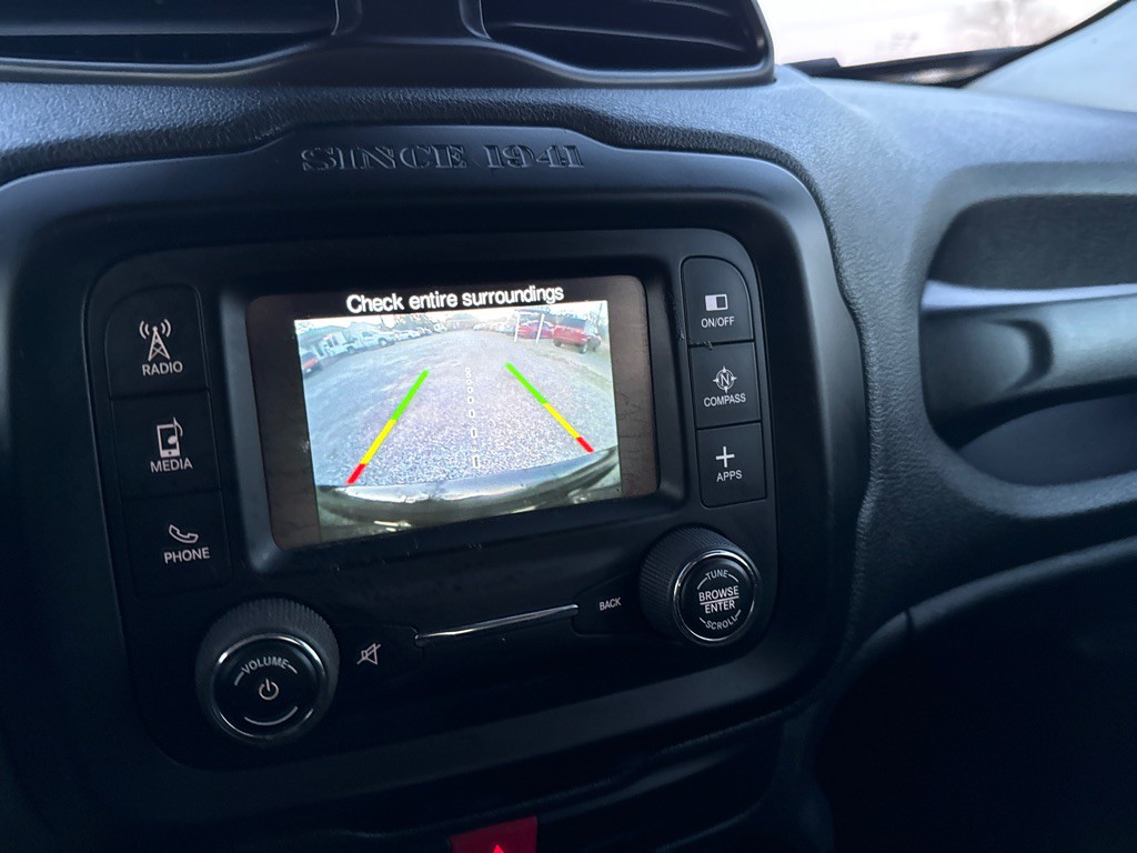 2017 Jeep Renegade Image 14