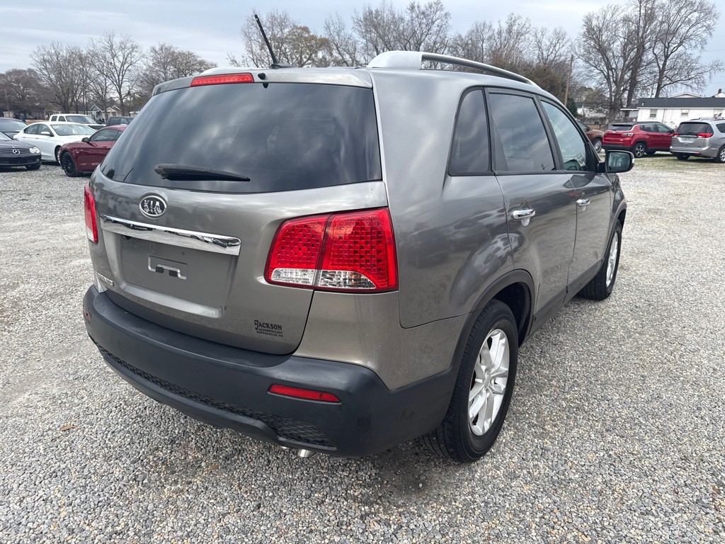 2013 Kia Sorento Image 5