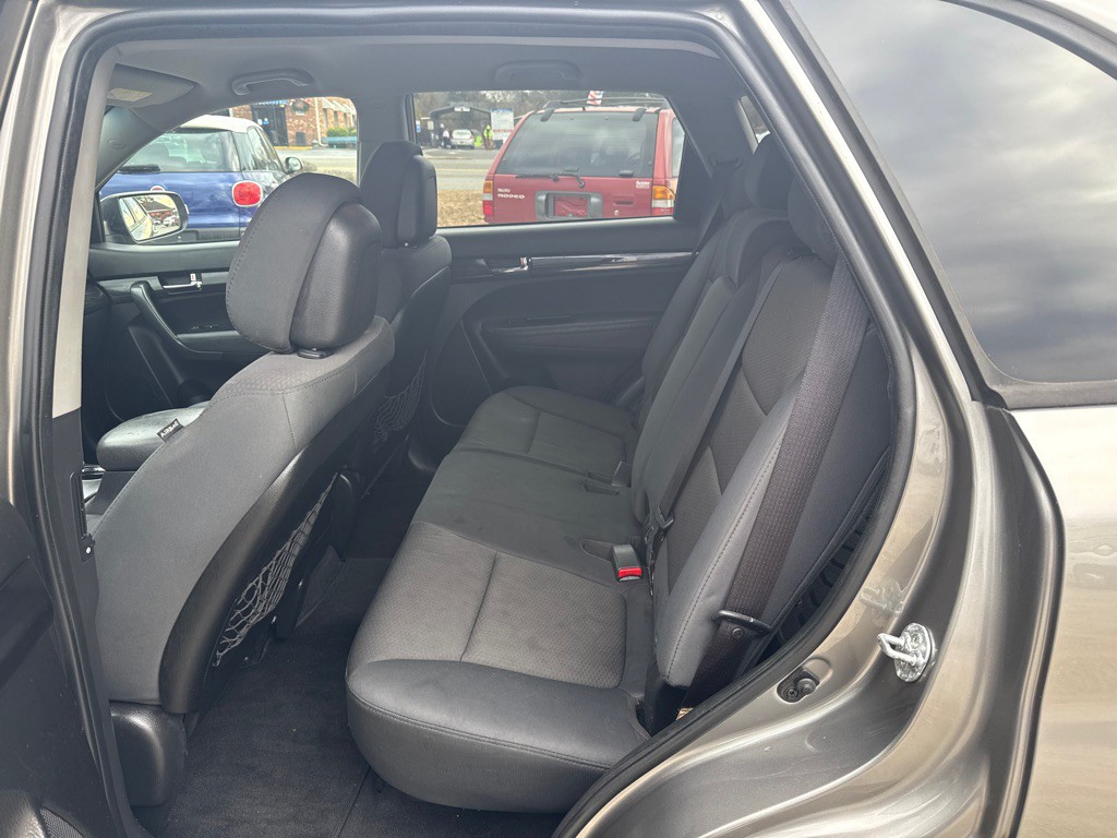 2013 Kia Sorento Image 10