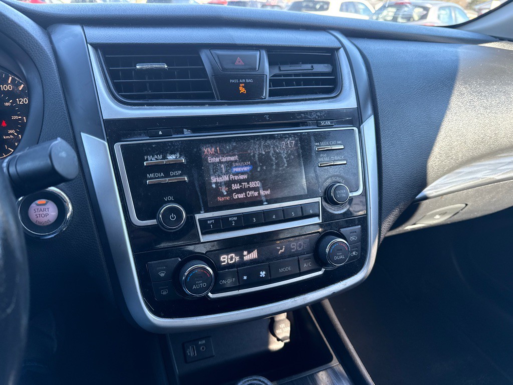 2018 Nissan Altima Image 12