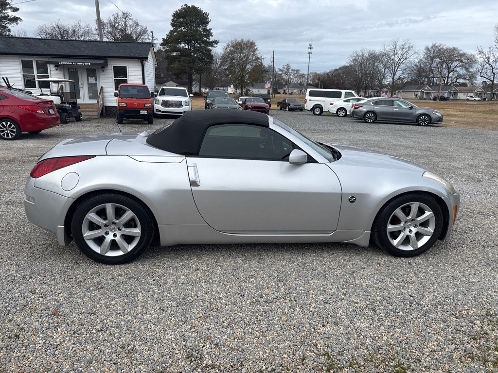2004 Nissan 350Z Image 4