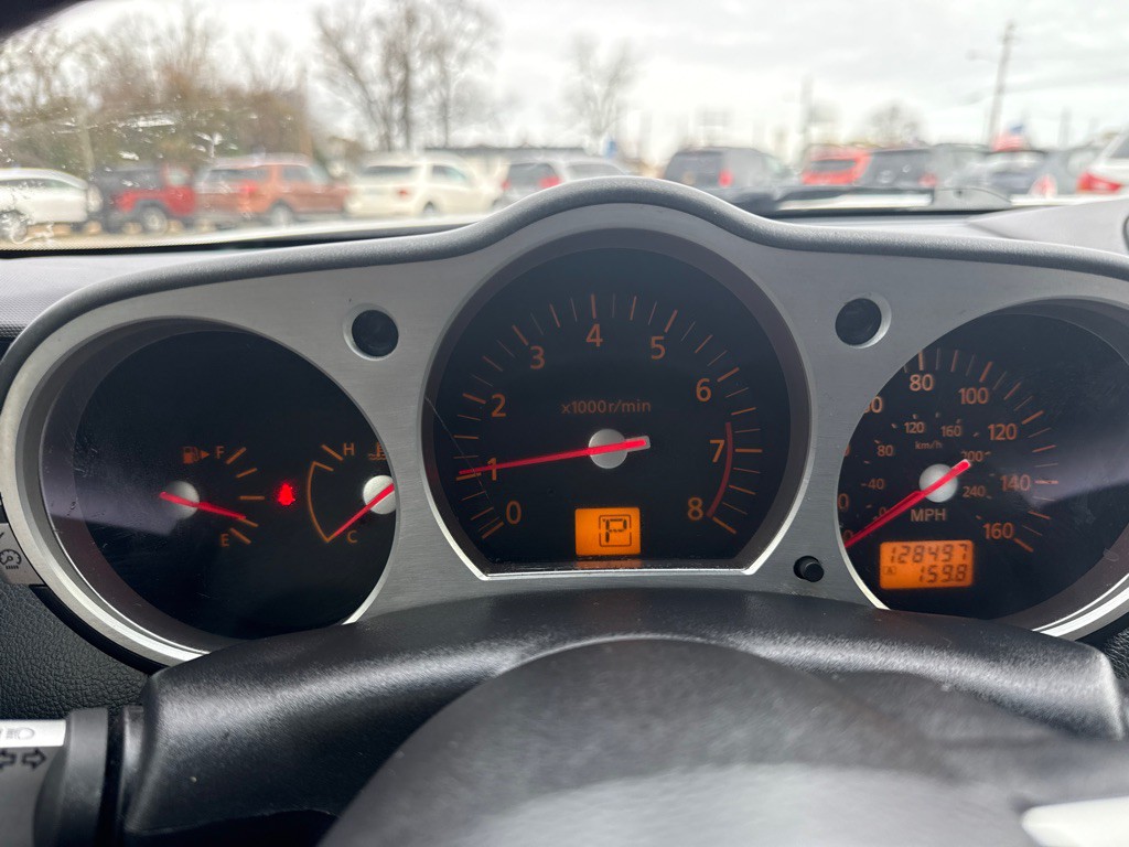 2004 Nissan 350Z Image 11