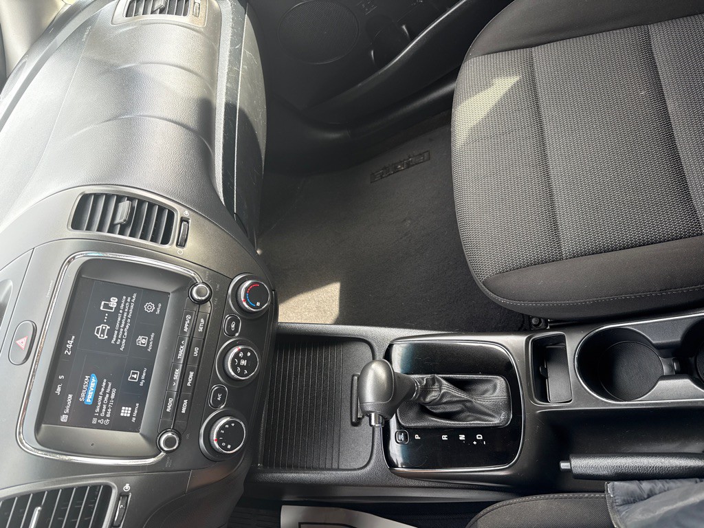 2017 Kia Forte Image 18