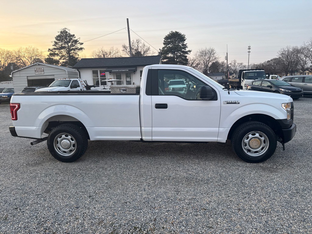 2017 Ford F-150 Image 4
