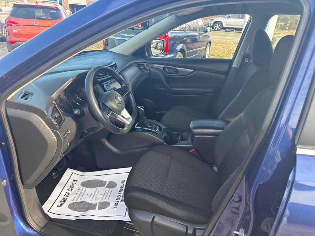 2019 Nissan Rogue Image 8