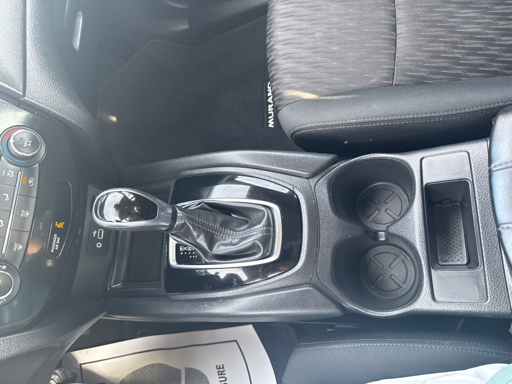 2019 Nissan Rogue Image 13