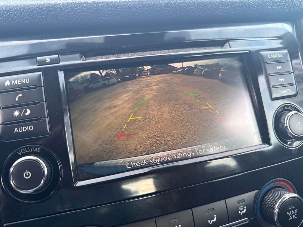 2019 Nissan Rogue Image 14