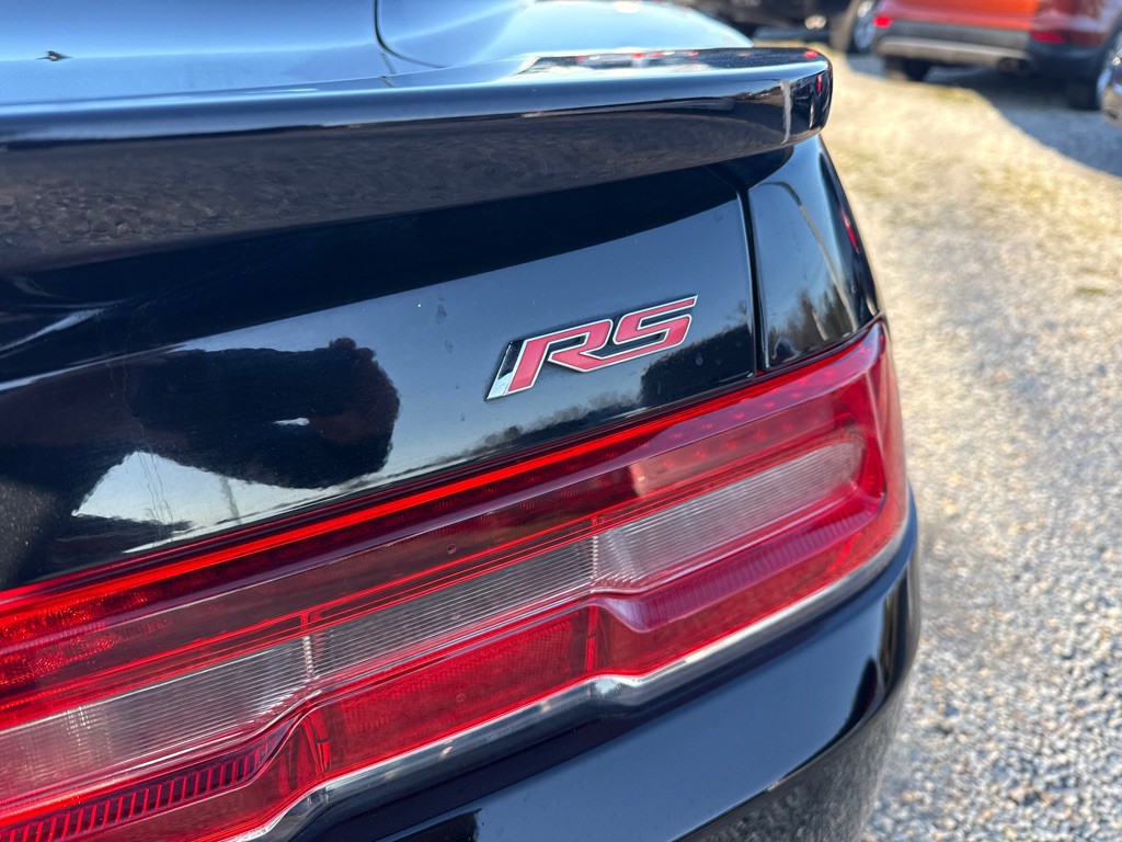 2015 Chevrolet Camaro Image 8