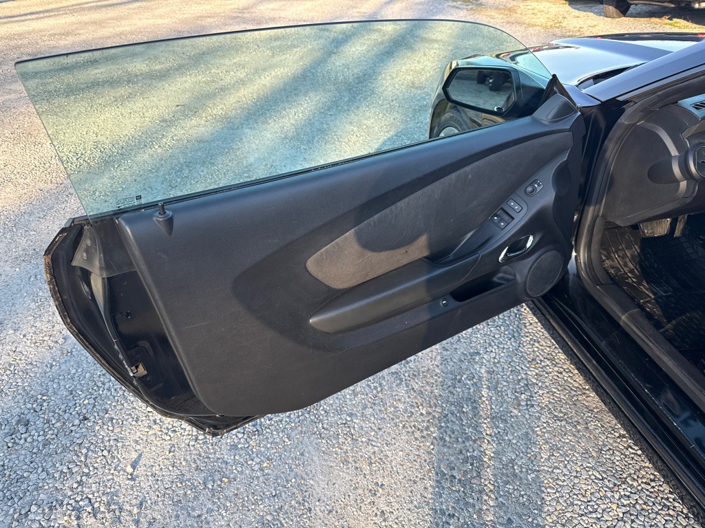 2015 Chevrolet Camaro Image 11