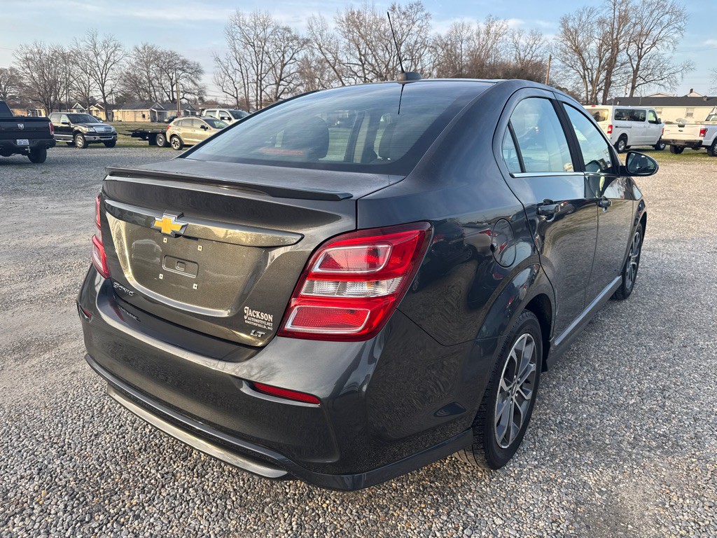 2017 Chevrolet Sonic Image 5