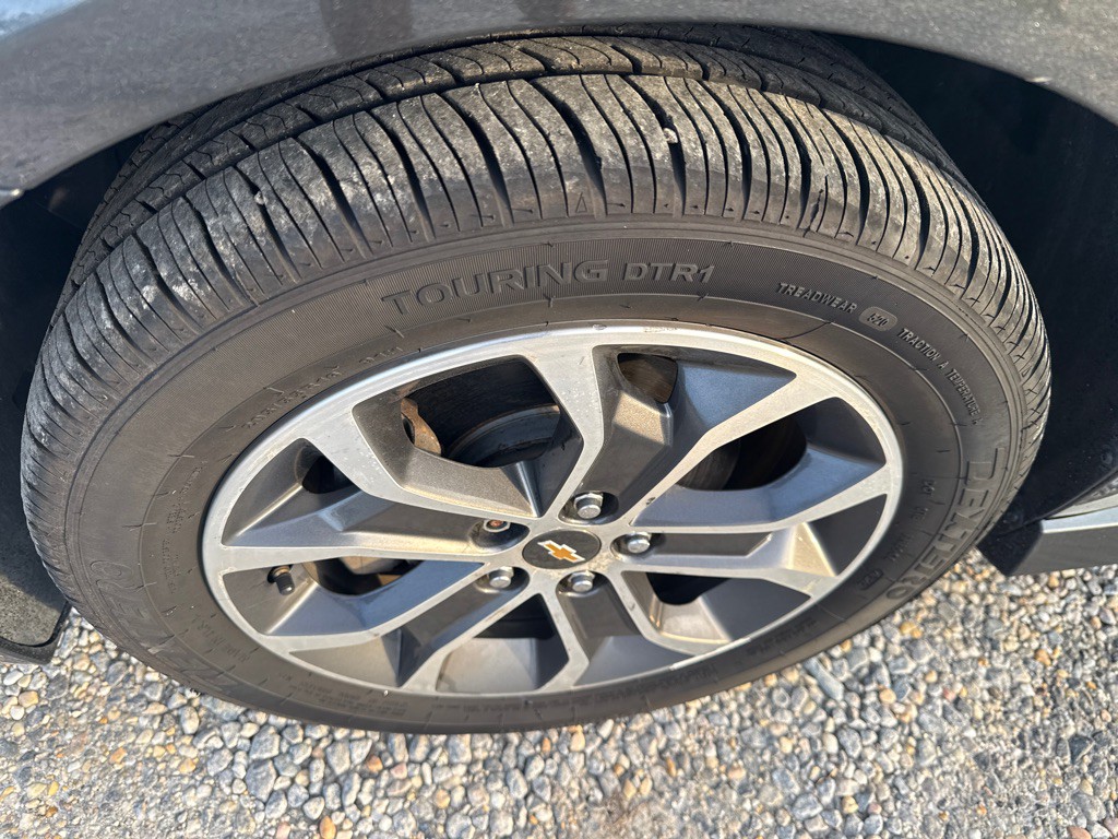 2017 Chevrolet Sonic Image 8