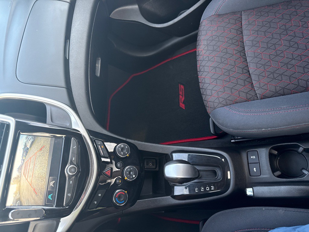 2017 Chevrolet Sonic Image 16