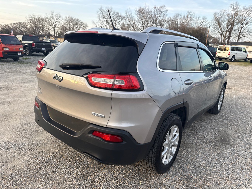 2016 Jeep Cherokee Image 5