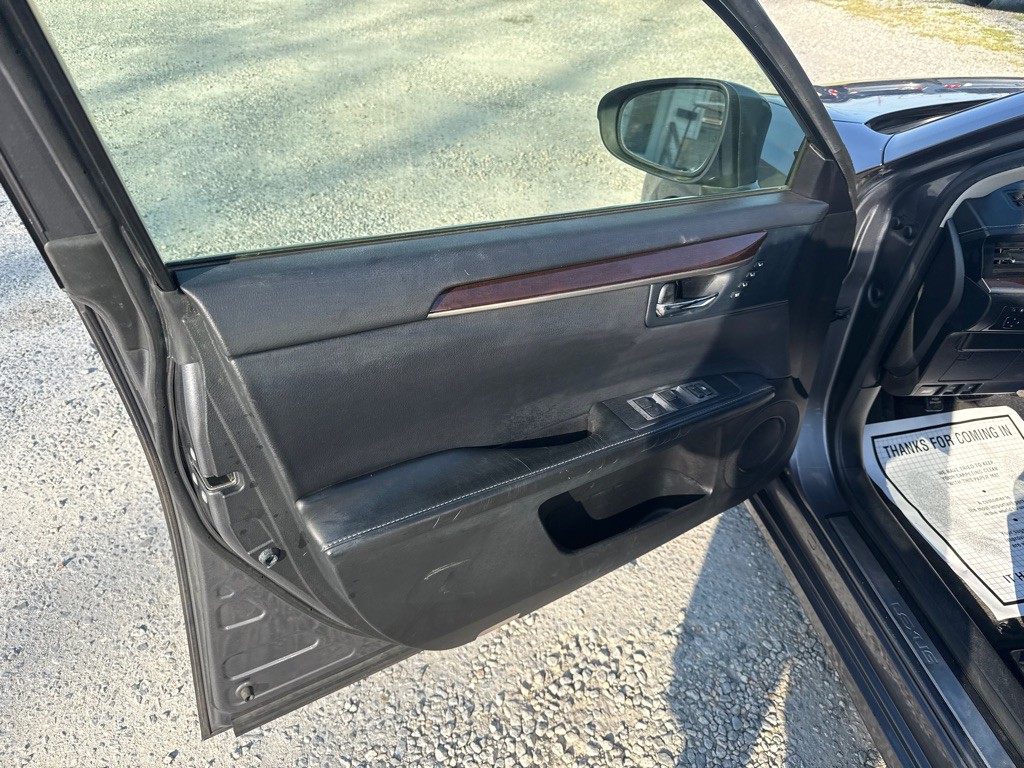 2013 Lexus ES Image 9