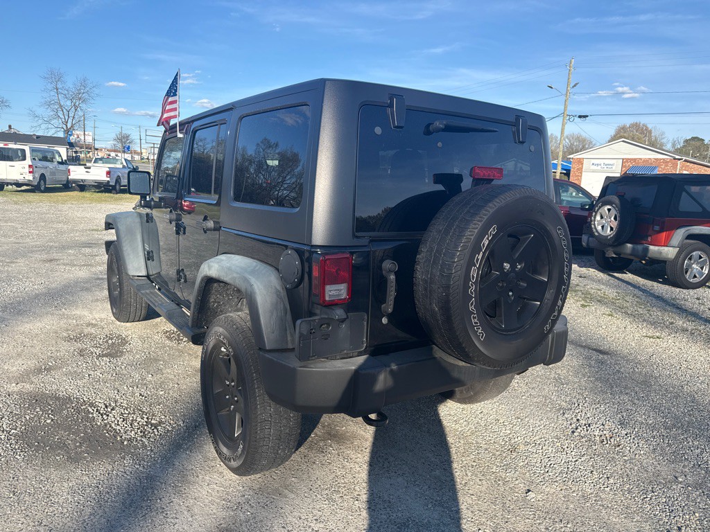 2011 Jeep Wrangler Unlimited Image 6