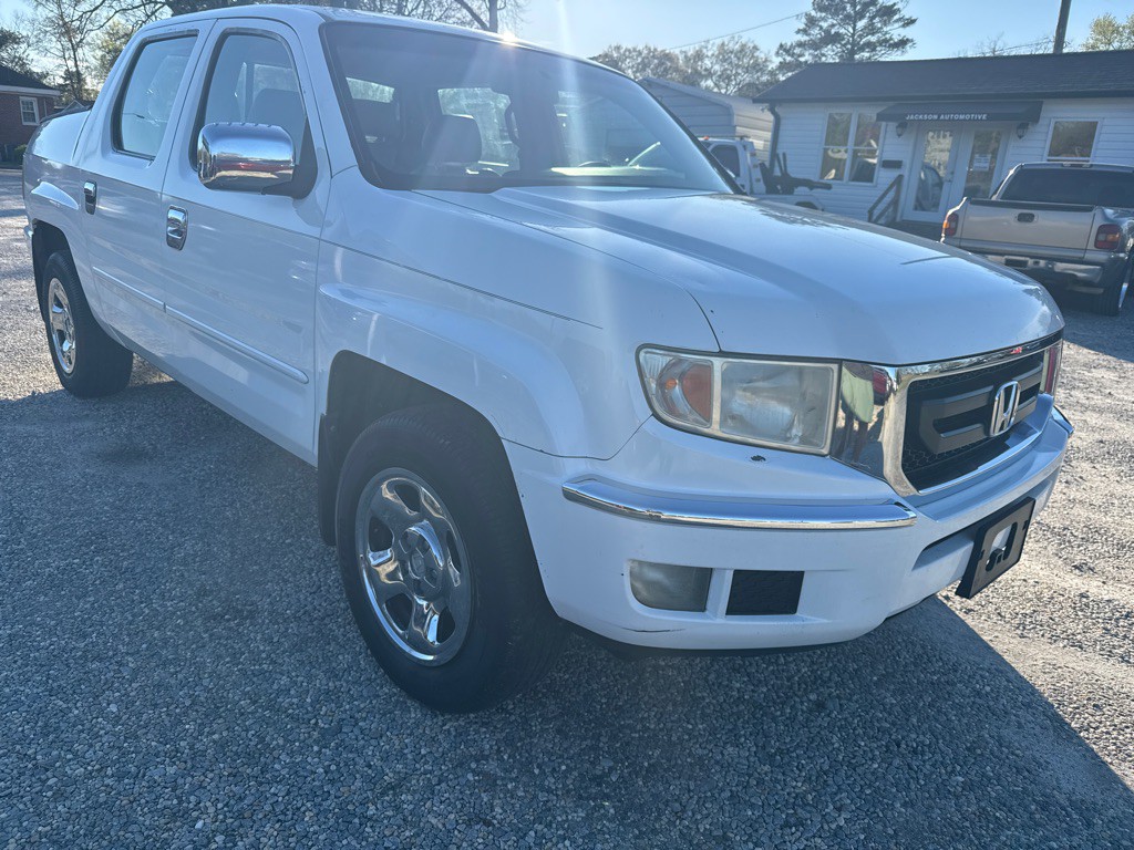 2011 Honda Ridgeline Image 3